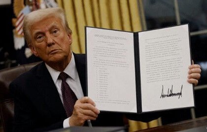 Donald Trump Signs Executive Order to End Birthright Citizenship